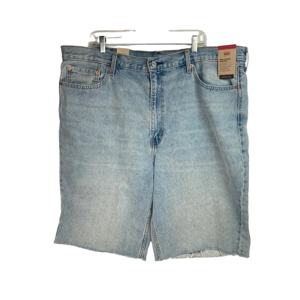 Levi’s 469‎ Denim Loose Fit Light Wash Raw Hem Shorts 42”